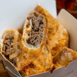 CHEESESTEAK EGG ROLLS